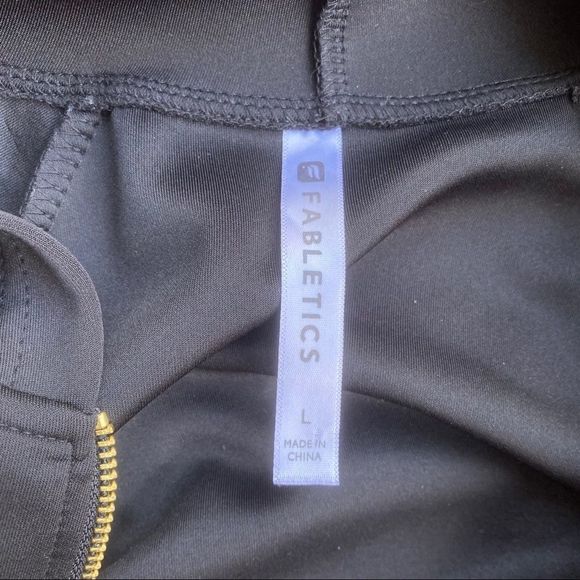 Fabletics Livia Black Gold Hoodie Jacket L - Picture 2 of 11